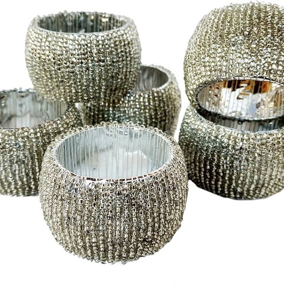 NEW Textured Silver Napkin Rings Set - Picture 4 of 9
